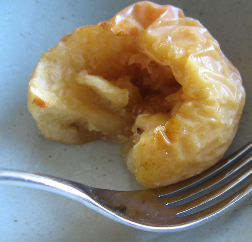 dessert - baked apples with honey