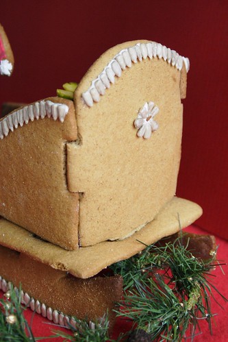 Gingerbread Santa's Sleigh, back