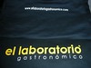 Trasera y frente de las Camisetas de El Laboratorio Gastronómico
