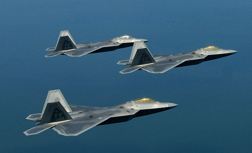 Fighter airplane picture - F-22 RAPTOR