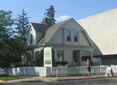 Ma-cha Teahouse and Gallery