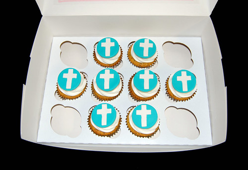 blue and white baptism cupcakes
