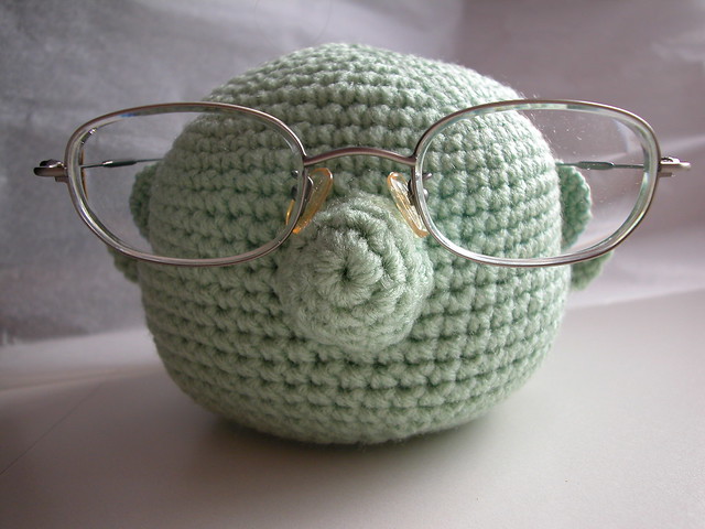 Dr Bunsen Honeydew Muppet Glasses Holder free pattern crochet 