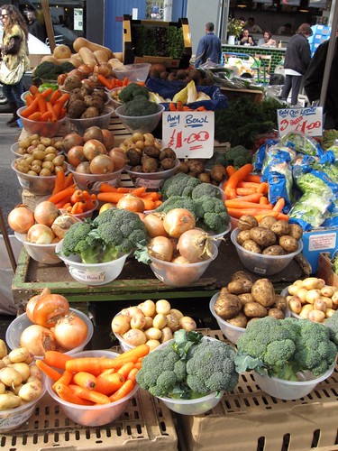 Sights of Portobello Road Market: The Food Stalls