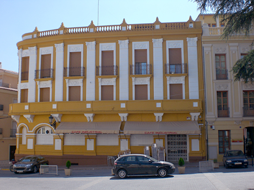 Enguera-yellow-building