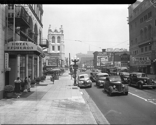 10th and Figueroa, Looking North, 1941