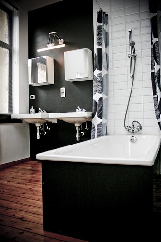 Minimalist and elegant Bathroom interior design