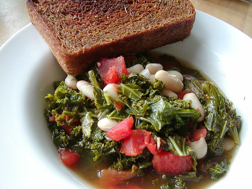 cannellini and kale ragout