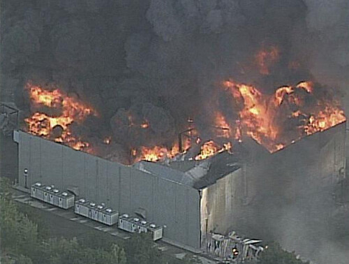 Universal Studios edificio en llamas