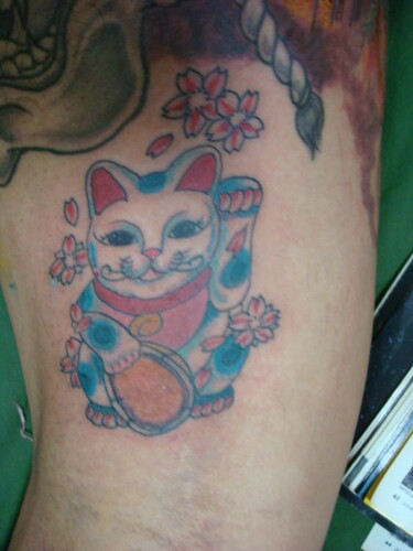 lucky cat. oriental. tattoo
