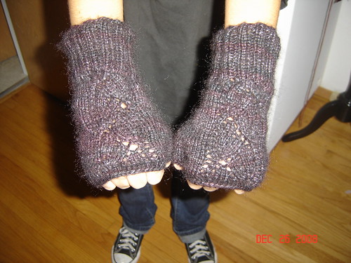 Dayflower Gloves