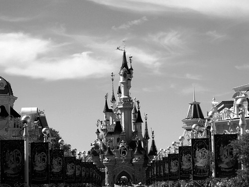 disneyland castle paris. Disneyland Paris Mainstreet