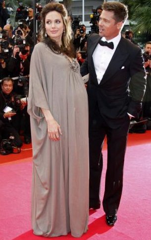 Angelina Jolie Pregnant with Vivienne Marcheline and twin