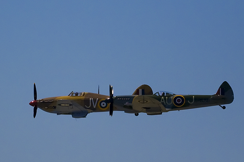 Warbird picture - Hawker Hurricane and Supermarine Spitfire