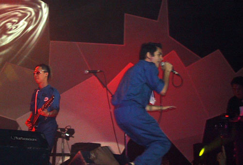 Rico Blanco with Rivermaya at 2002 Rock Awards