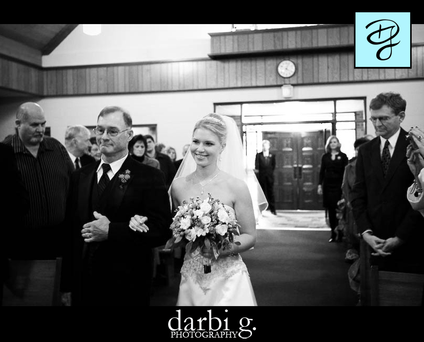 10Darbi G Photography wedding photographer missouri-aislewalk