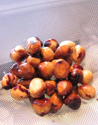 Roasting, skinning & candying hazelnuts