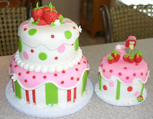 strawberry bday cake