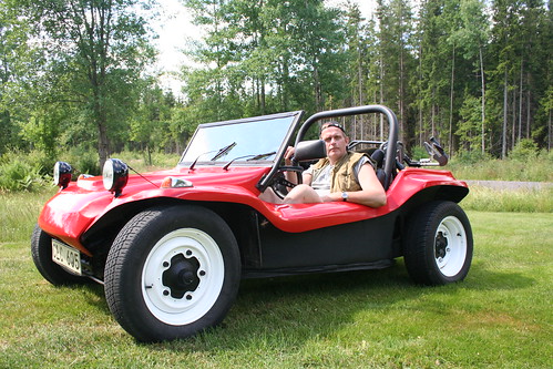 Lazze Dahl proudly posing in his cool beach buggy in Moheda Sm land 