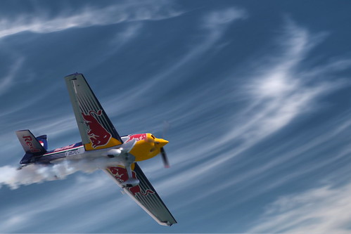  フリー画像| 航空機/飛行機| プロペラ機| レッドブル・エアレース・ワールドシリーズ|        フリー素材| 