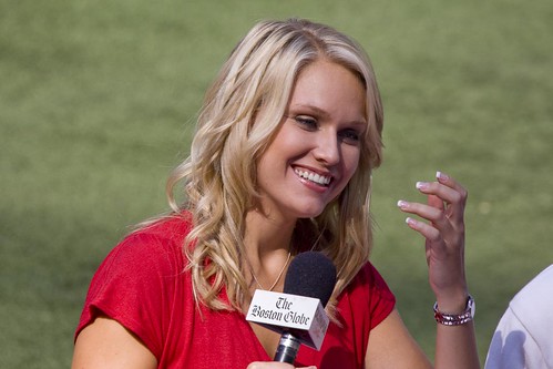 Yes that's right Heidi Watney has signed on with NESN for the long haul
