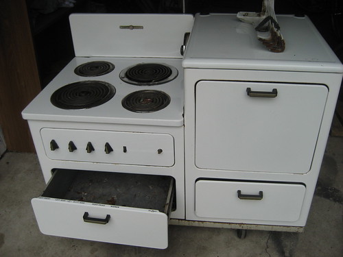 1940's General Electric Stove