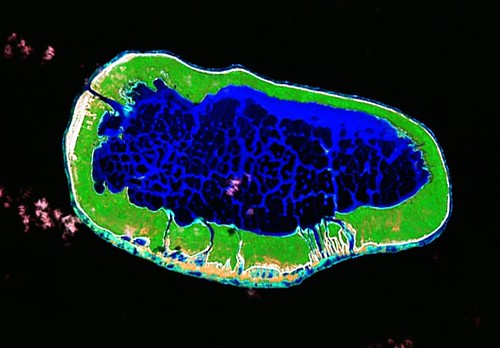 Mataiva Atoll - Landsat Image S-06-10_2000 (1-50,000)