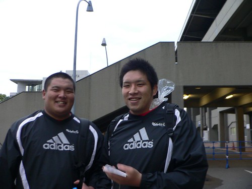 平島(右)、山下の両選手