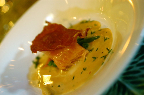 lummi salmon with prosciutto chip