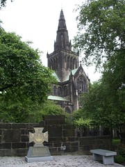 Cathedral and Victoria Cross memorial