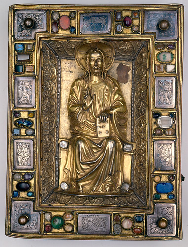 014- Evangelistar Speyer- Cubierta en plata dorada grabada con piedras semipreciosas- - Biblioteca Badische- hacia el año 1220
