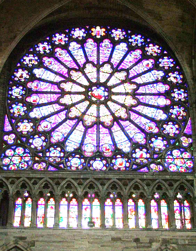 St-Denis-Basilika-Fenster-R