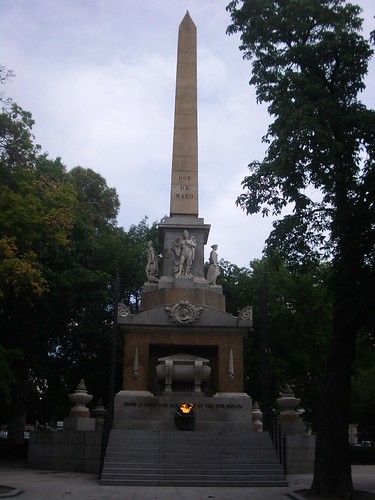 Monumento a los caidos el 2 de Mayo (de 1808)