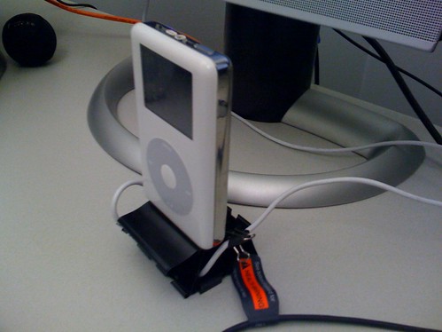 iPod / iPhone binder clip dock by jameswhitefanclub.