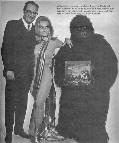 Ackerman con Florence Marly y gorila