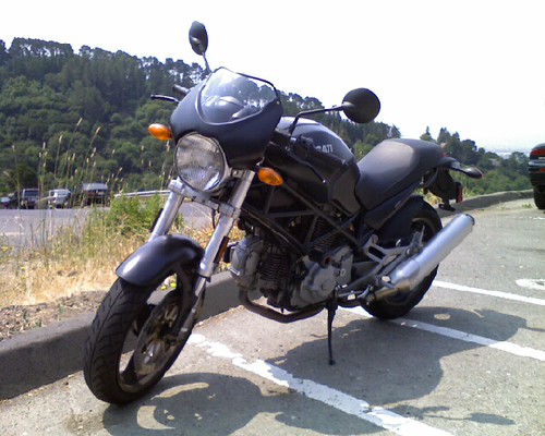 Ducati Monster 620. Ducati Monster 620 w/
