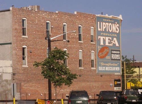 Lipton's Tea with Furnished Rooms