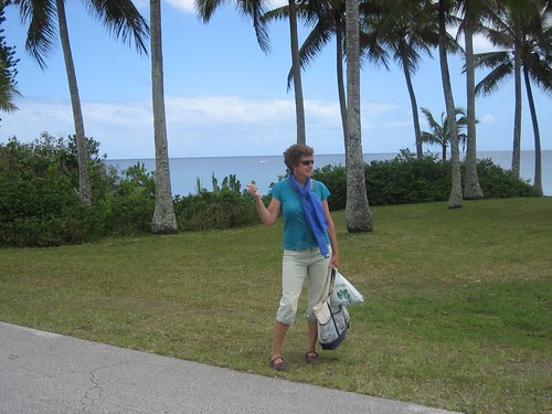 Hitchhiker in Mare Island (Loyalty Islands)