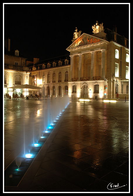 Dijon, Place de la Libération 5