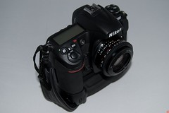 CV Ultron 40mm SL II on Nikon D300 + MB-D10