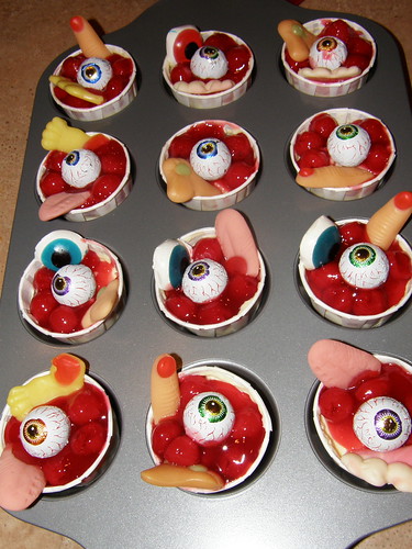 Bloody Mini cheesecakes with eyeballs and bodyparts