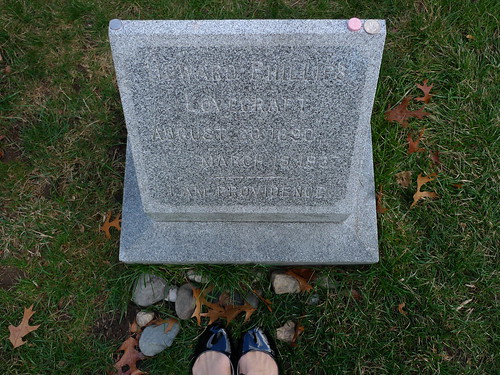 my feet and h.p. lovecraft's grave