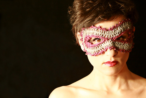 Masquerade - A free hairpin lace crochet pattern by you.
