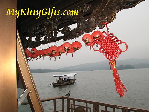 Hello Kitty's View of Boat, Latterns and Rope Knot on Tour Boat of West Lake Boat Trip, HangZhou