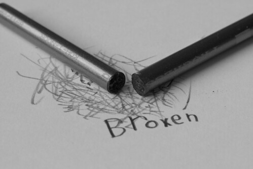broken pencil by sZXZ.