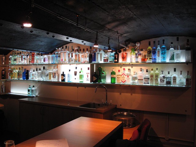 Plymouth Gin Tasting Room