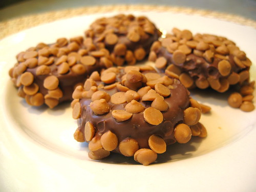 Chocolate Peanut Butter Oreo