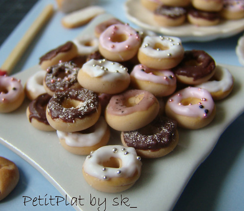 Miniature Food Dollhouse - Polymer Clay Mini Food Donuts