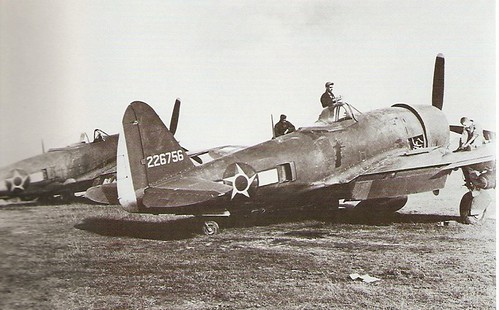 Warbird picture - P-47 ITALY WWII 01