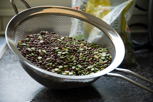 split green peas and brown lentils